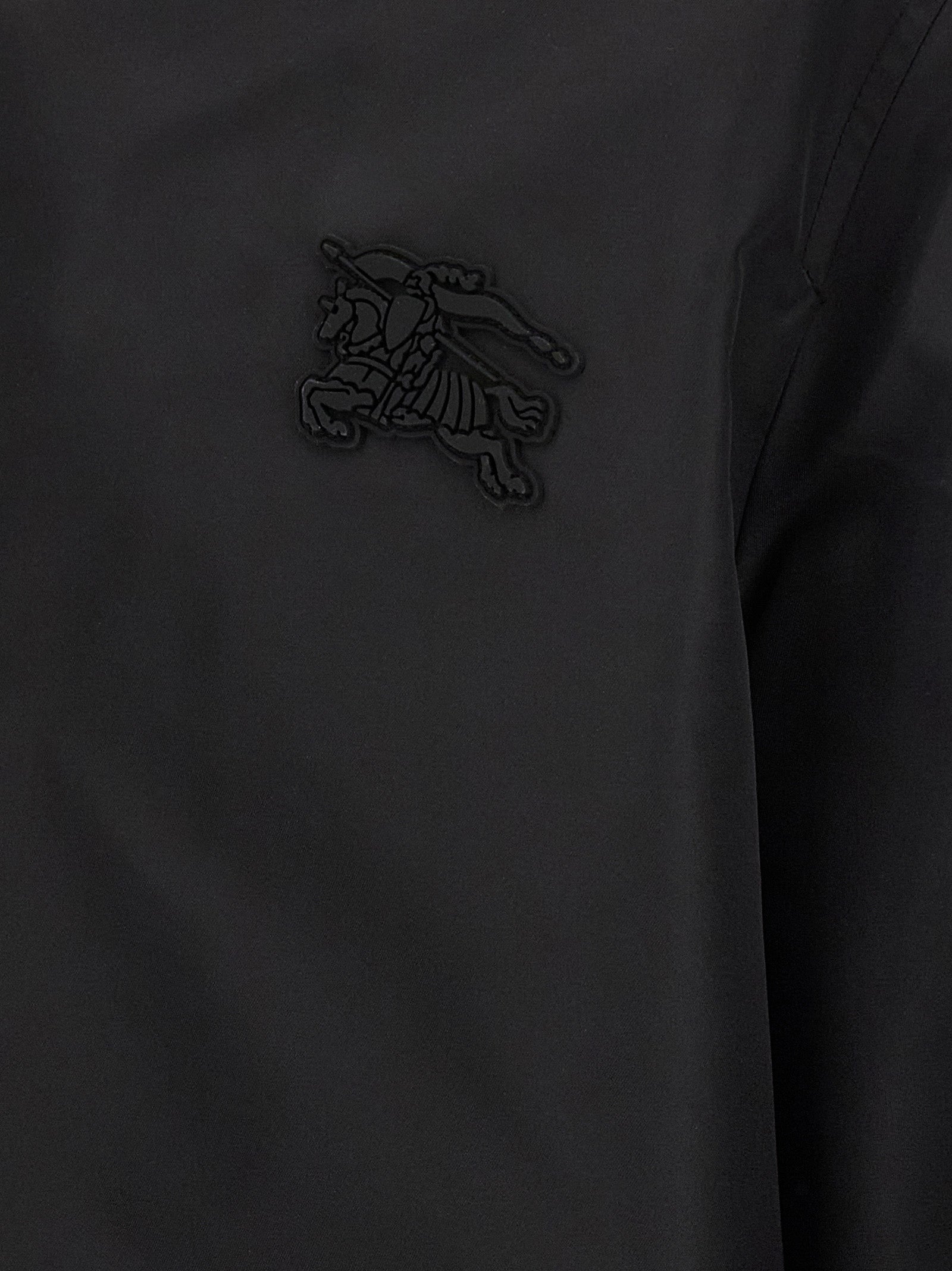 Veste shell en polyamide multicolore de Burberry, légère et résistante, avec fermeture zippée et design élégant.