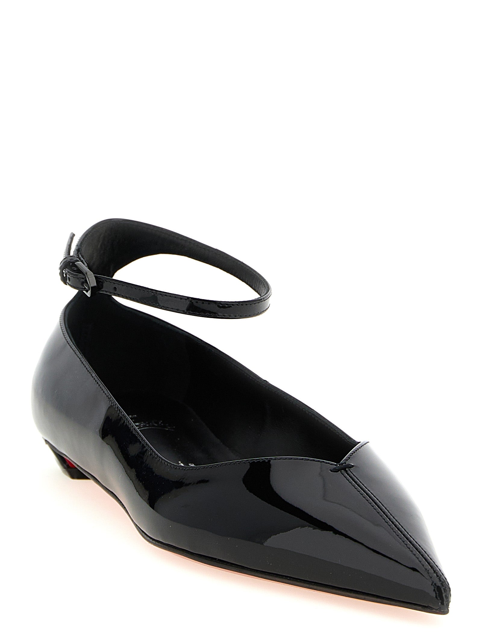 Chaussures ballerines Christian Louboutin en cuir de veau noir, élégantes et classiques, avec semelle en caoutchouc.