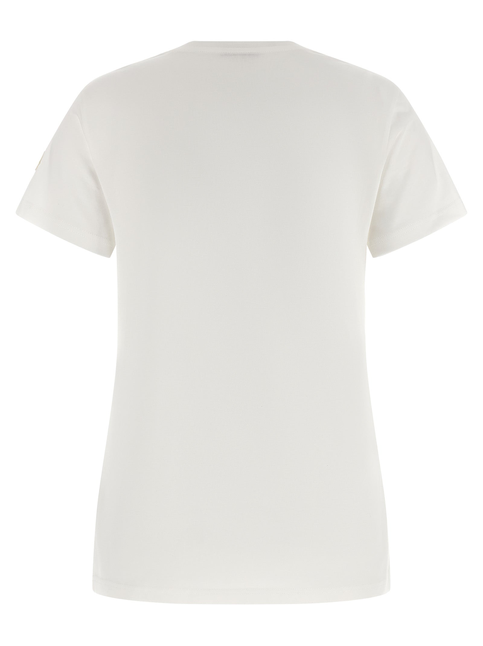 T-shirt blanc en coton de la marque Moncler, coupe classique et logo discret visible sur le devant.