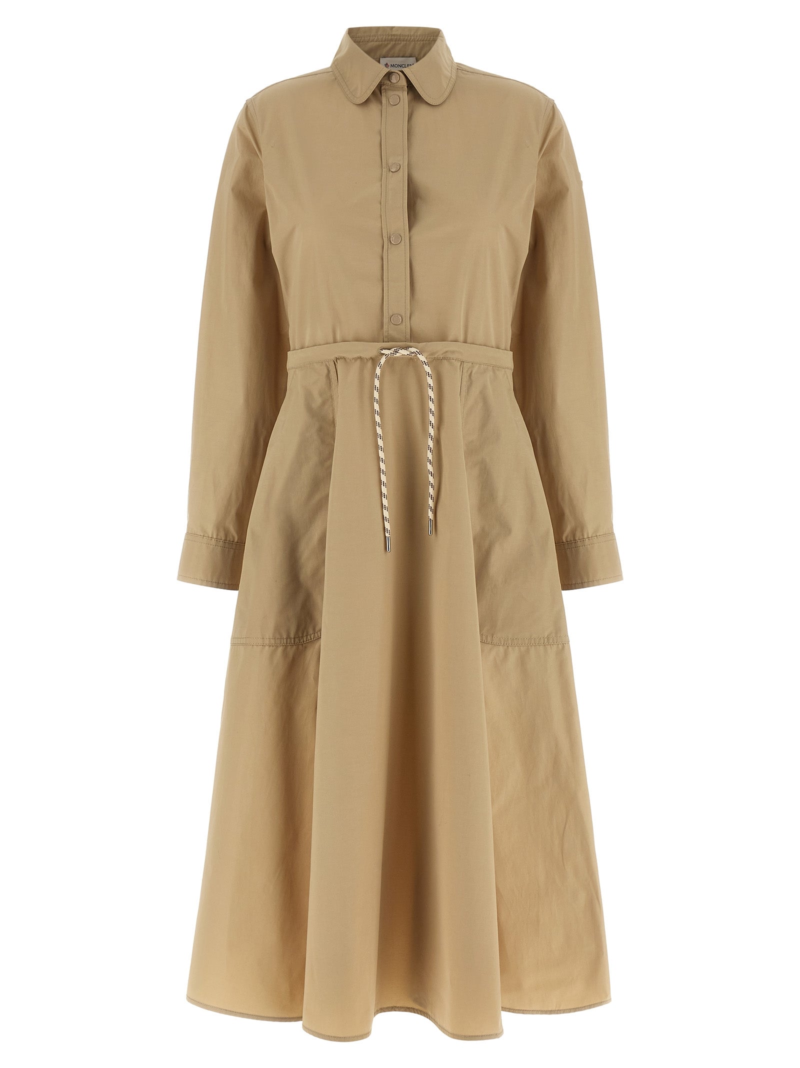 Robe longue beige en polyester de la marque Moncler, avec coupe élégante et détails sophistiqués visible sur l'image.