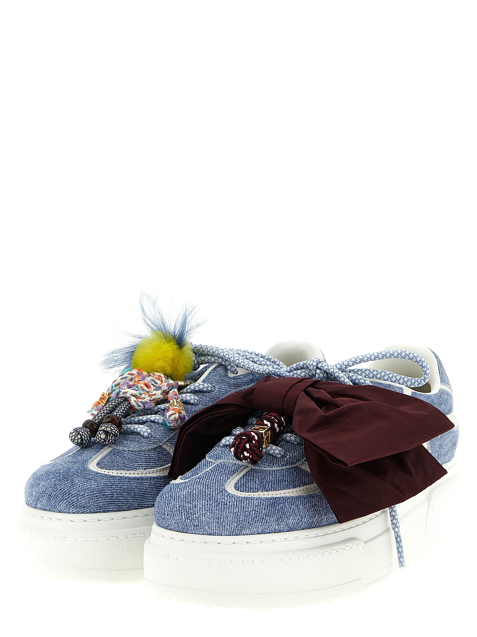 Chaussures Fendi en cuir de veau bleu avec plateforme, baskets élégantes et modernes pour un style tendance.