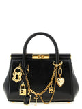 Sac à main en cuir de veau noir Dolce & Gabbana, élégant et sophistiqué, avec détails luxueux et finition soignée.