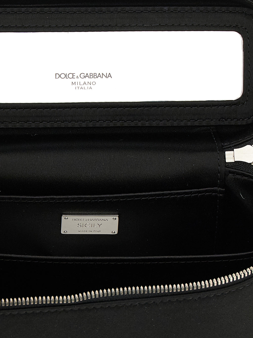 Sac à bandoulière noir en viscose de Dolce & Gabbana, élégant et tendance, avec détails sophistiqués.