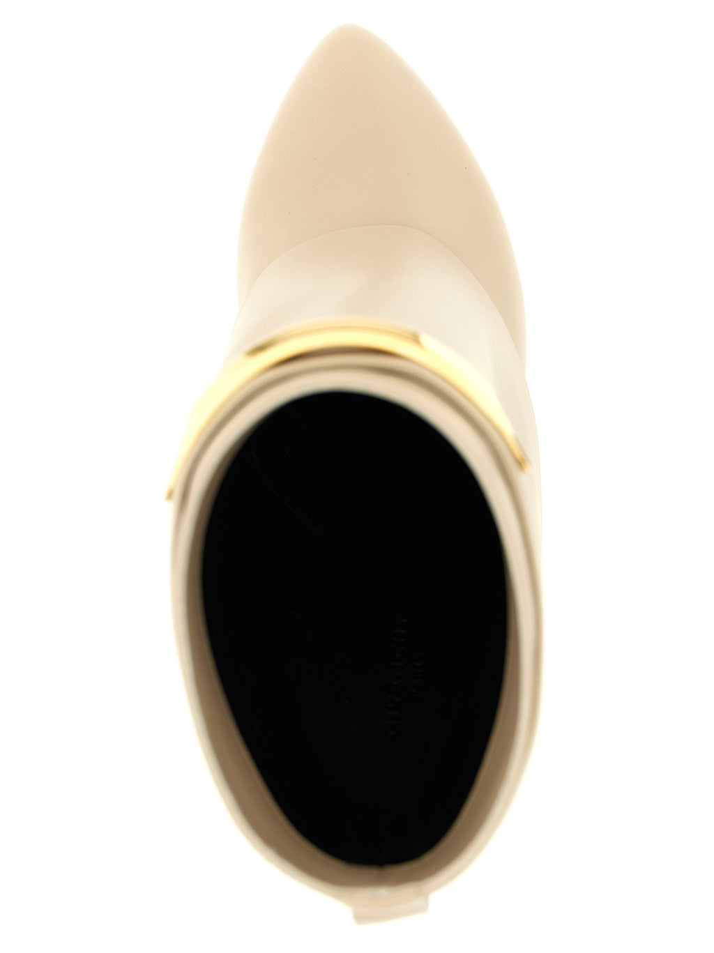 Bottes ankle en cuir de veau beige de Givenchy, style élégant et sophistiqué, visibles sur cette image.