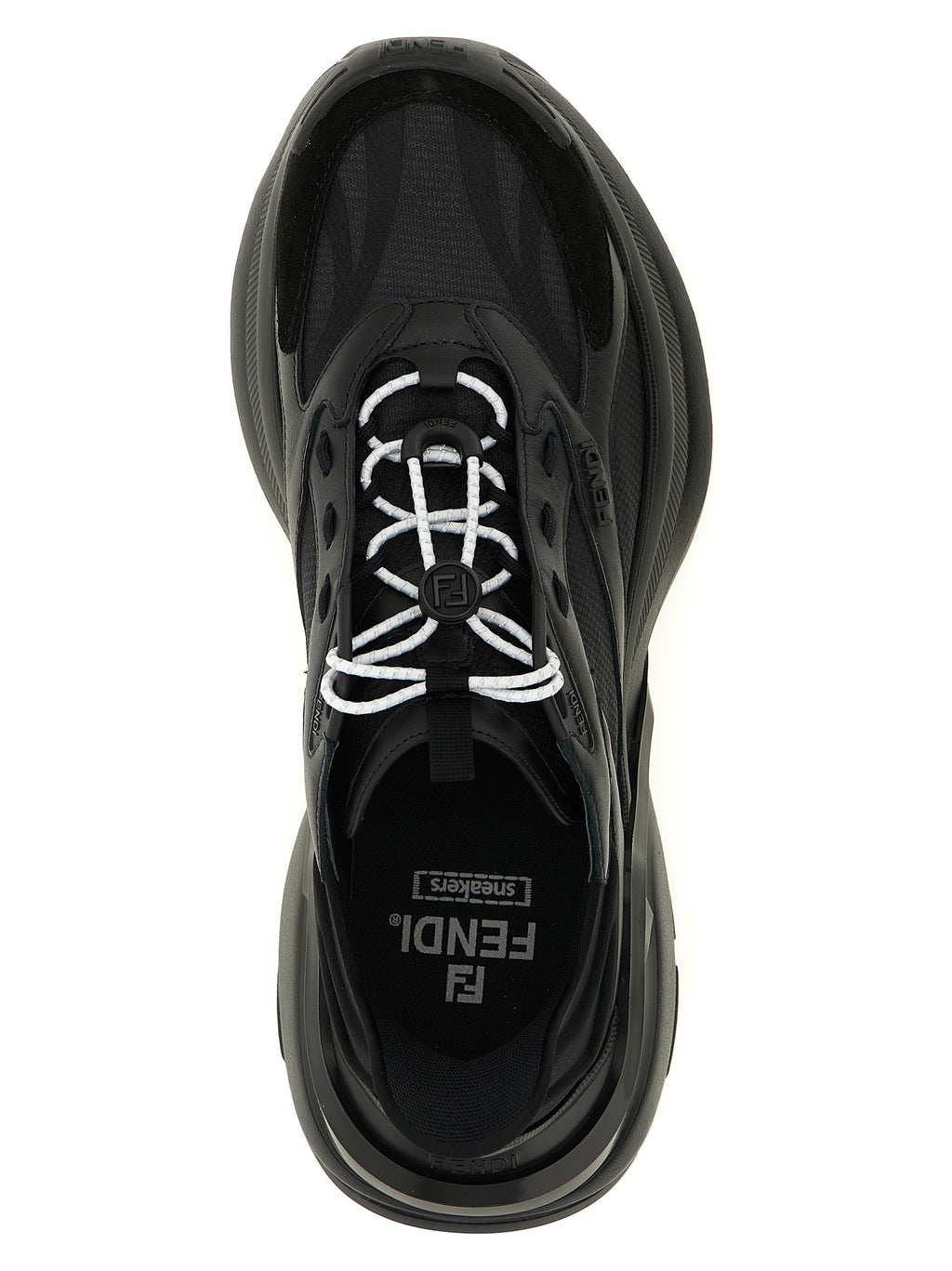 Chaussures de sport Fendi en cuir de veau noir, baskets athlétiques élégantes avec design moderne et détails sophistiqués.