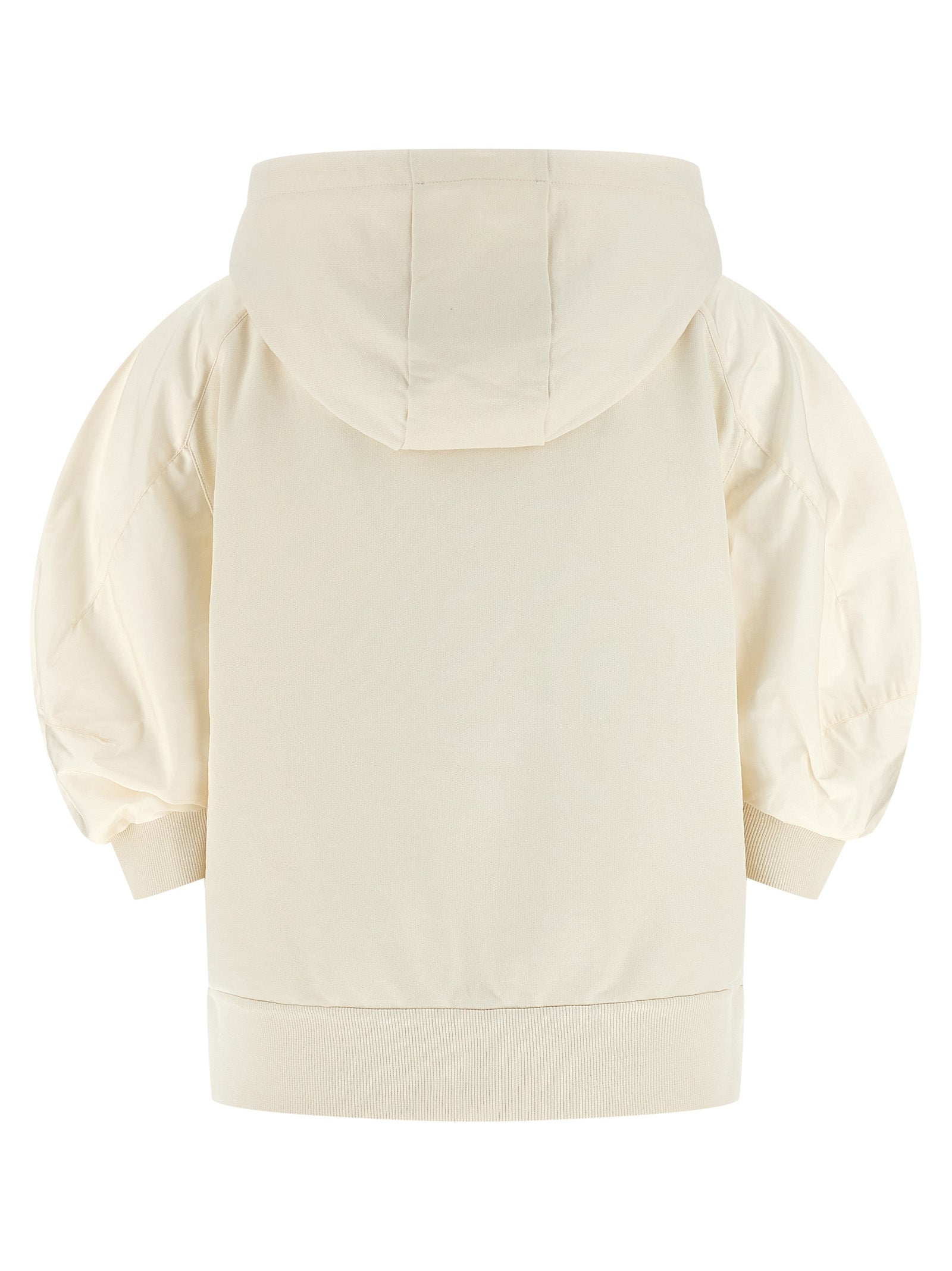 Sweat à capuche blanc en coton de la marque Moncler, vue de face, avec logo sur la poitrine, tissu doux et confortable.