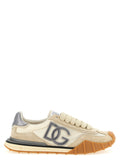 Chaussures de sport en cuir de veau argenté Dolce & Gabbana, baskets athlétiques élégantes et modernes.