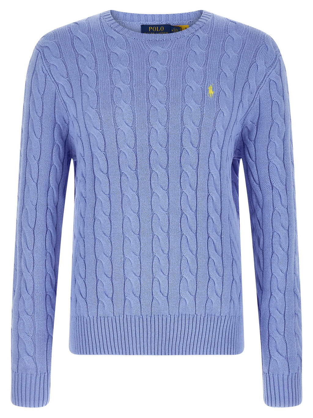 Cardigan en coton bleu Polo Ralph Lauren porté par un mannequin, détails du bouton et texture du tissu visible.
