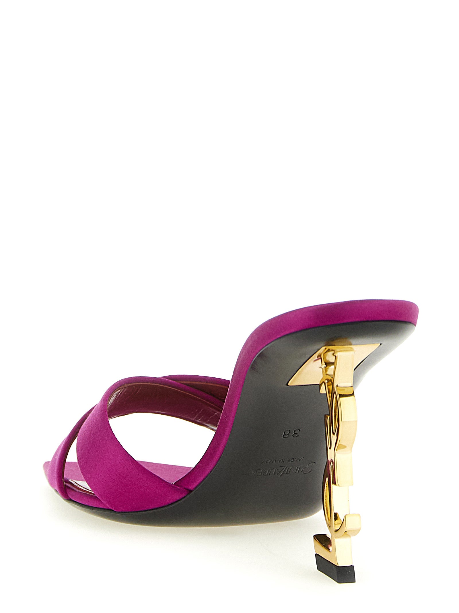 Sandales à talons stilettos en viscose fuchsia de Saint Laurent, élégantes et sophistiquées, avec brides croisées et semelle fine.