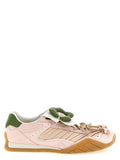 Chaussures de sport Fendi en cuir de veau multicolore, baskets athlétiques modernes avec détails colorés et semelle blanche.