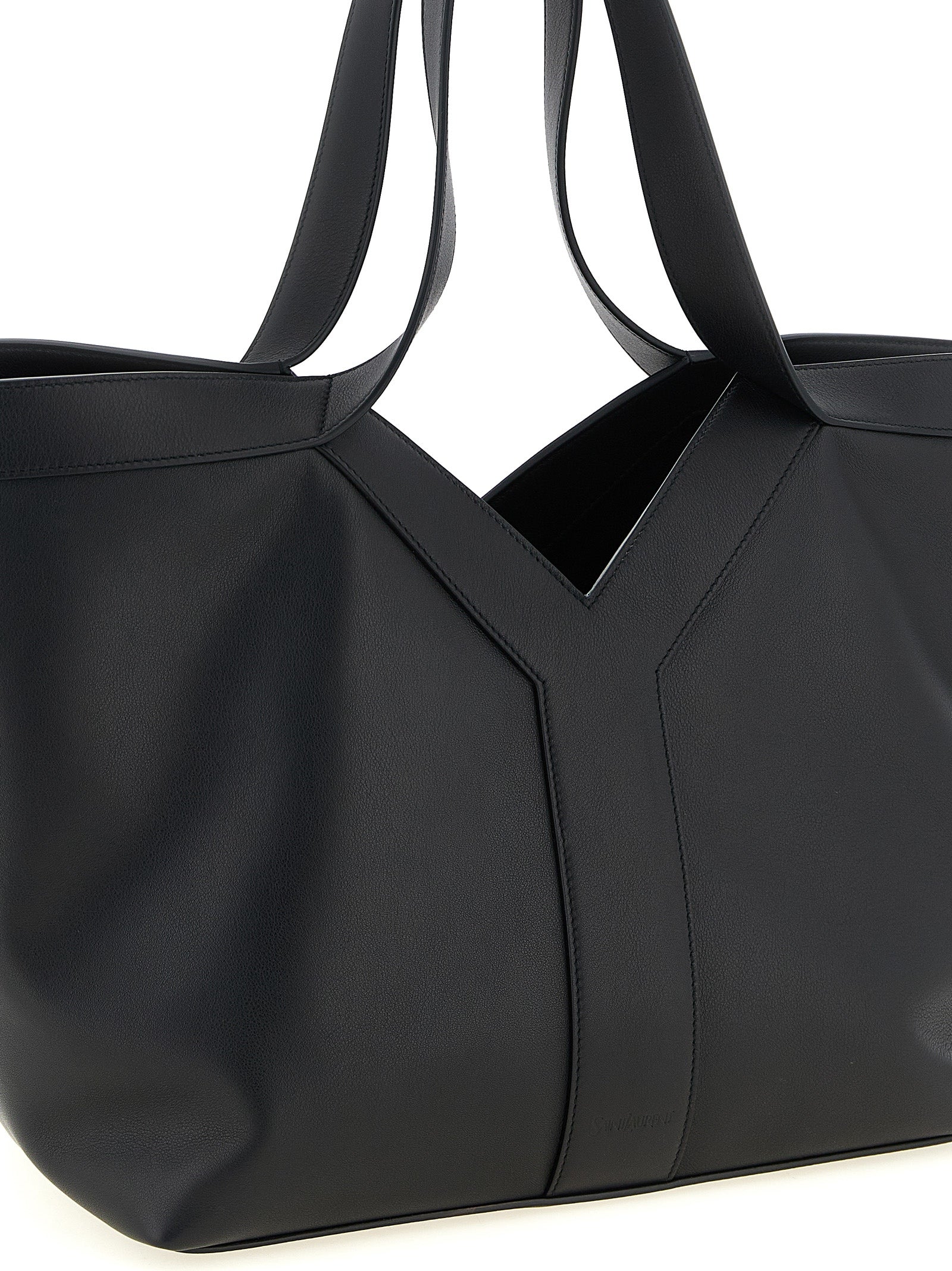 Sac cabas en cuir de veau noir de Saint Laurent, avec poignées élégantes et design sophistiqué.