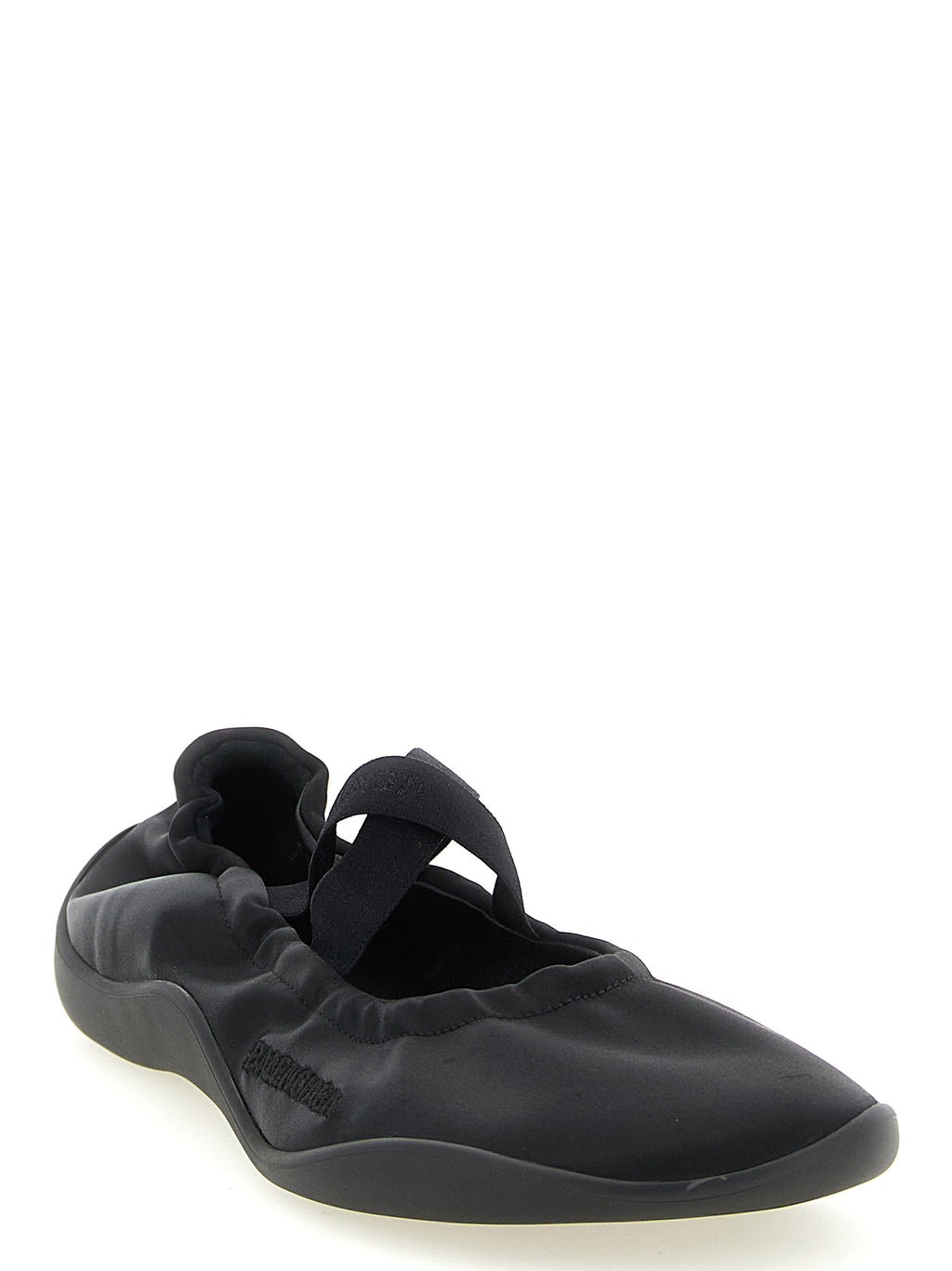 Chaussures ballerines en polyester noir de Balenciaga, élégantes et confortables, vues de face.