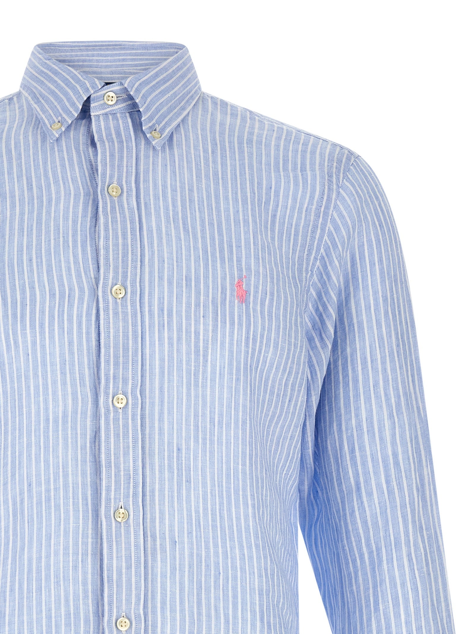 Chemise en lin bleue Polo Ralph Lauren avec col et manches longues, vue de face.