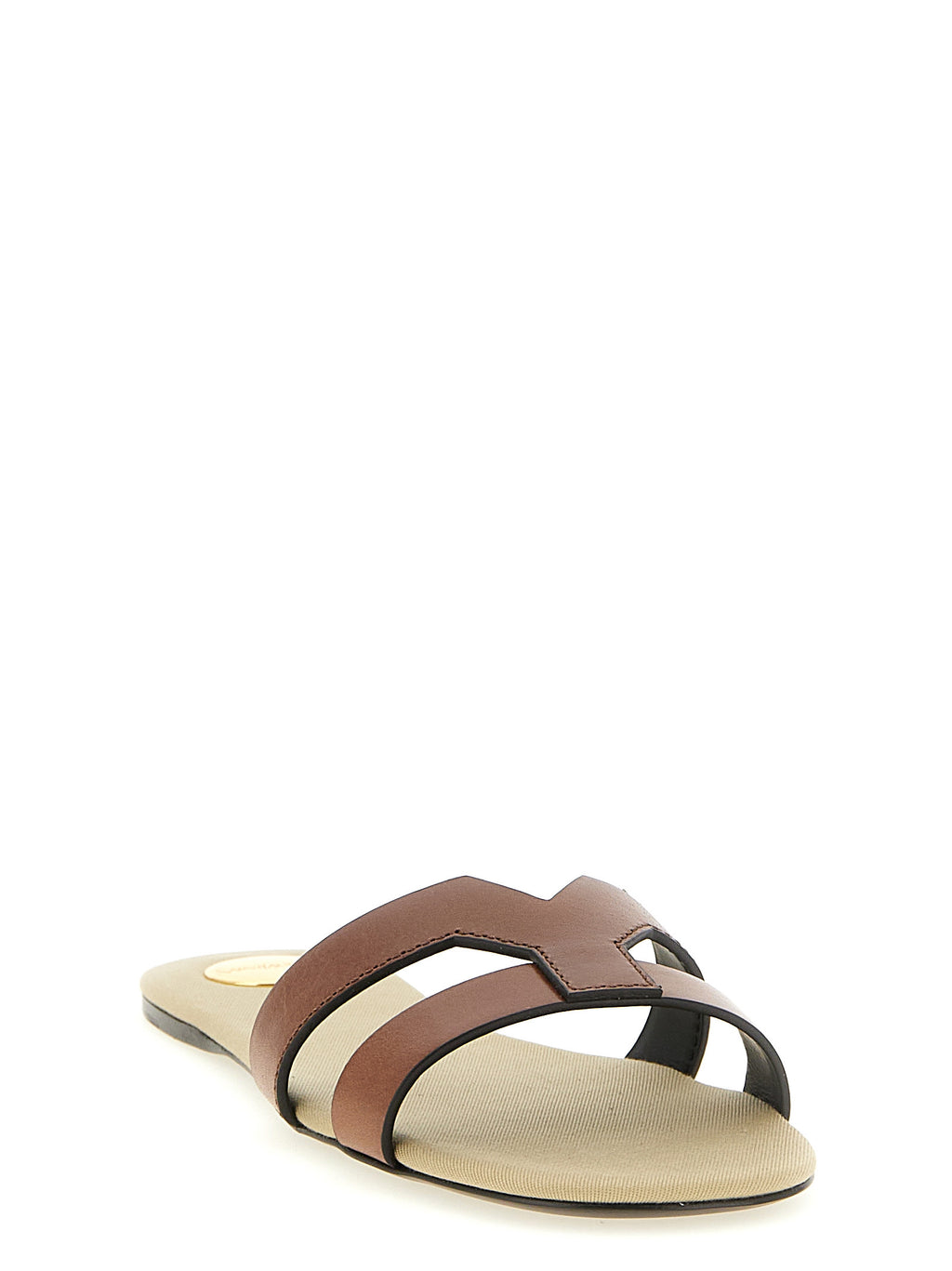 Sandales Saint Laurent en cuir de veau marron, style slides avec finition élégante et design sophistiqué.
