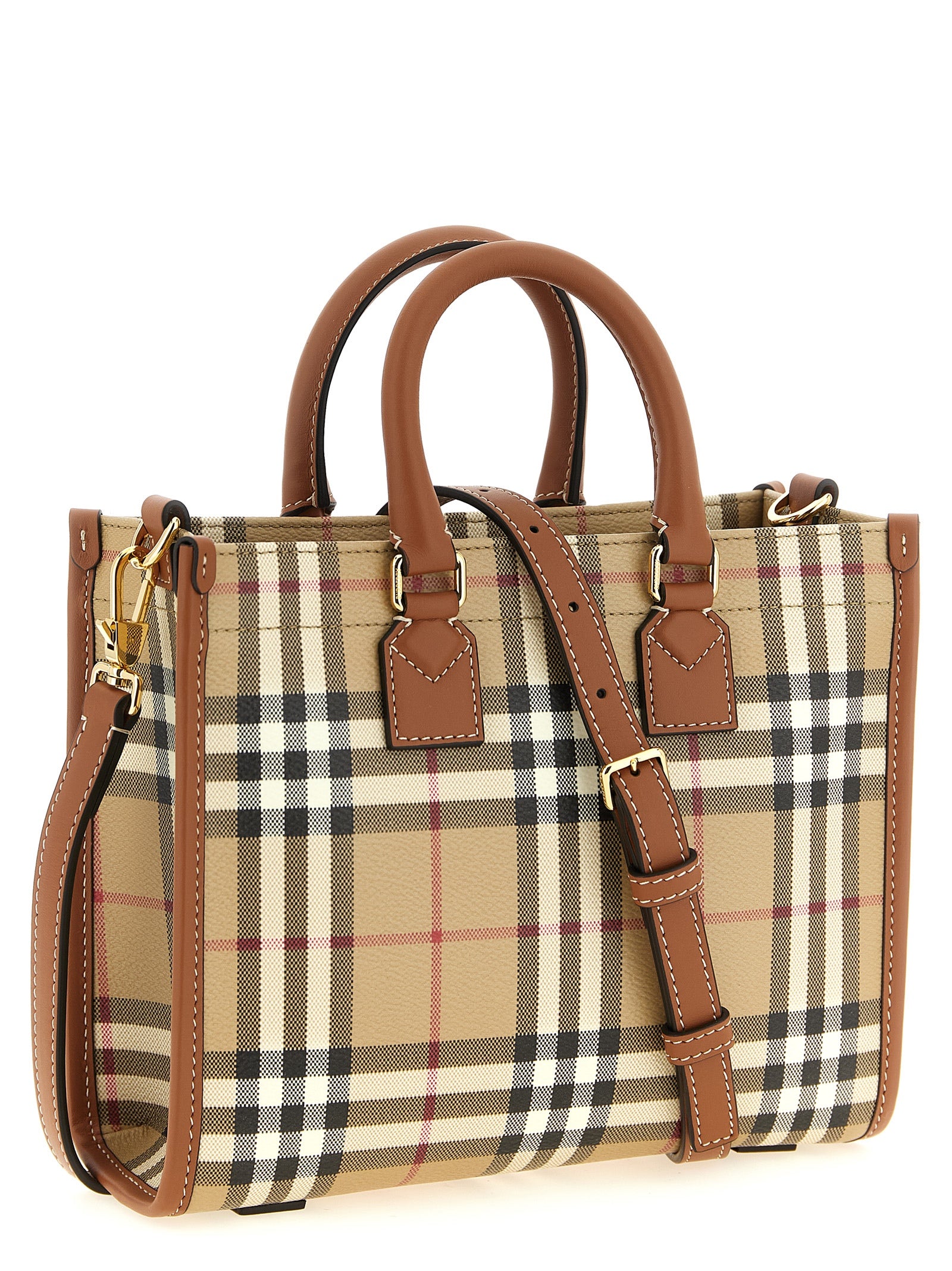 Sac fourre-tout beige en polyethylene de Burberry, avec logo emblématique et poignées robustes, vue de face.