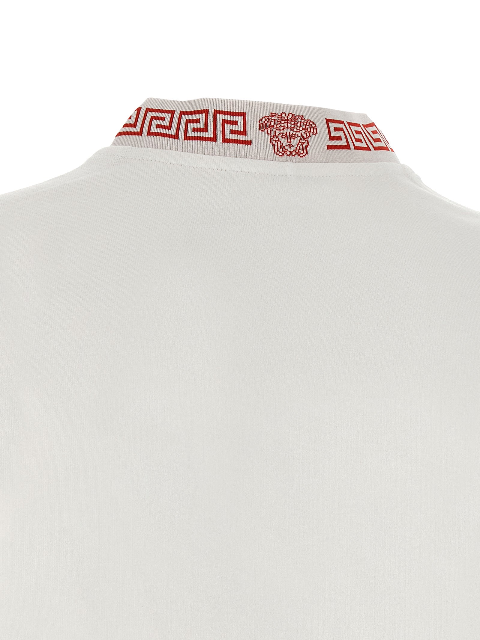 T-shirt en coton multicolore Versace avec logo emblématique, manches courtes, style décontracté, vue de face.