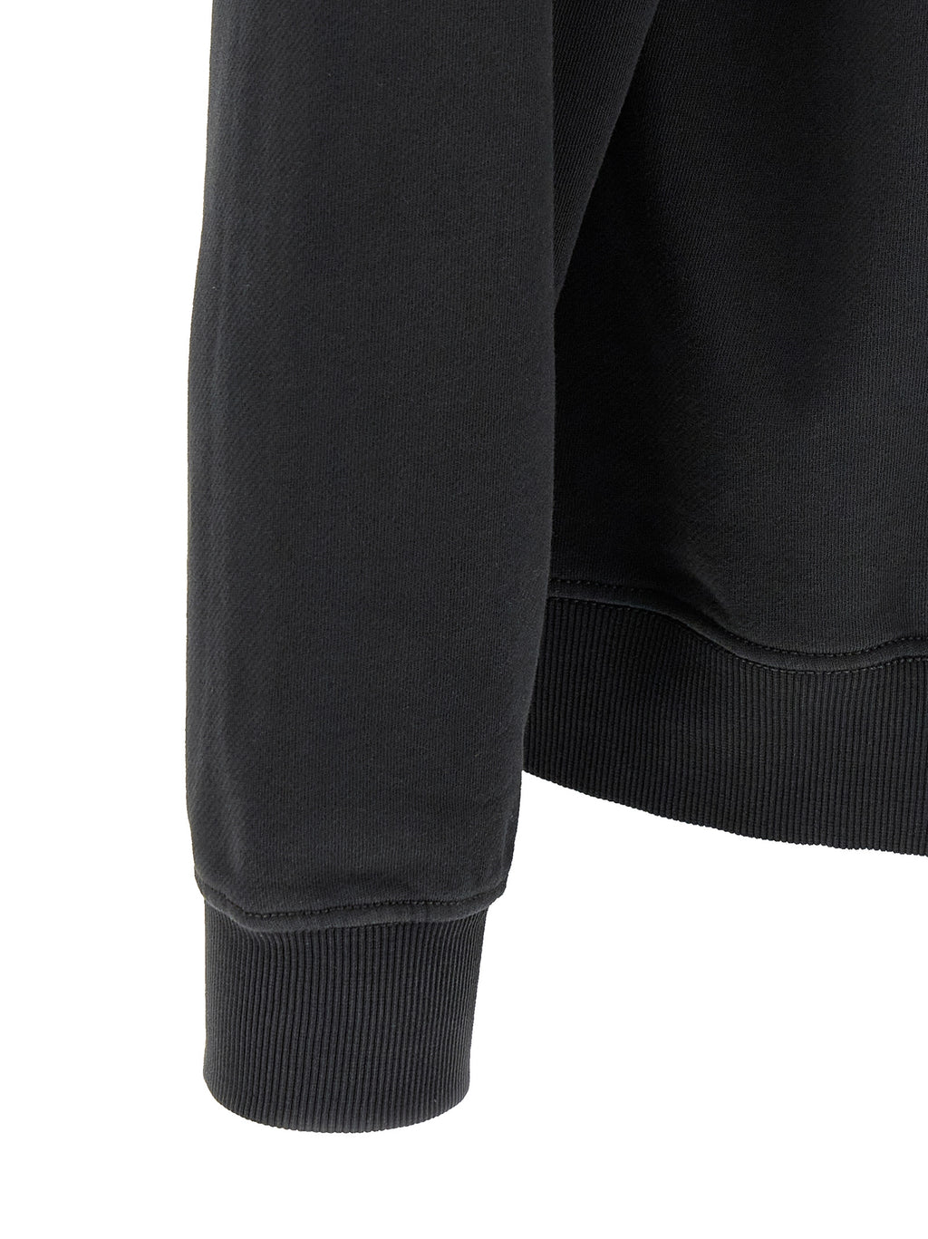 Sweat-shirt en coton noir Diesel Black, coupe décontractée, avec logo Diesel sur la poitrine, porté sur un mannequin.
