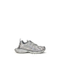 Chaussures de sport grises Balenciaga en polyéthylène, baskets athlétiques modernes et tendance, vue de face.