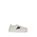 Chaussures Gucci Bos Taurus blanches en cuir de veau avec semelle chunky, style sneakers modernes et élégants.
