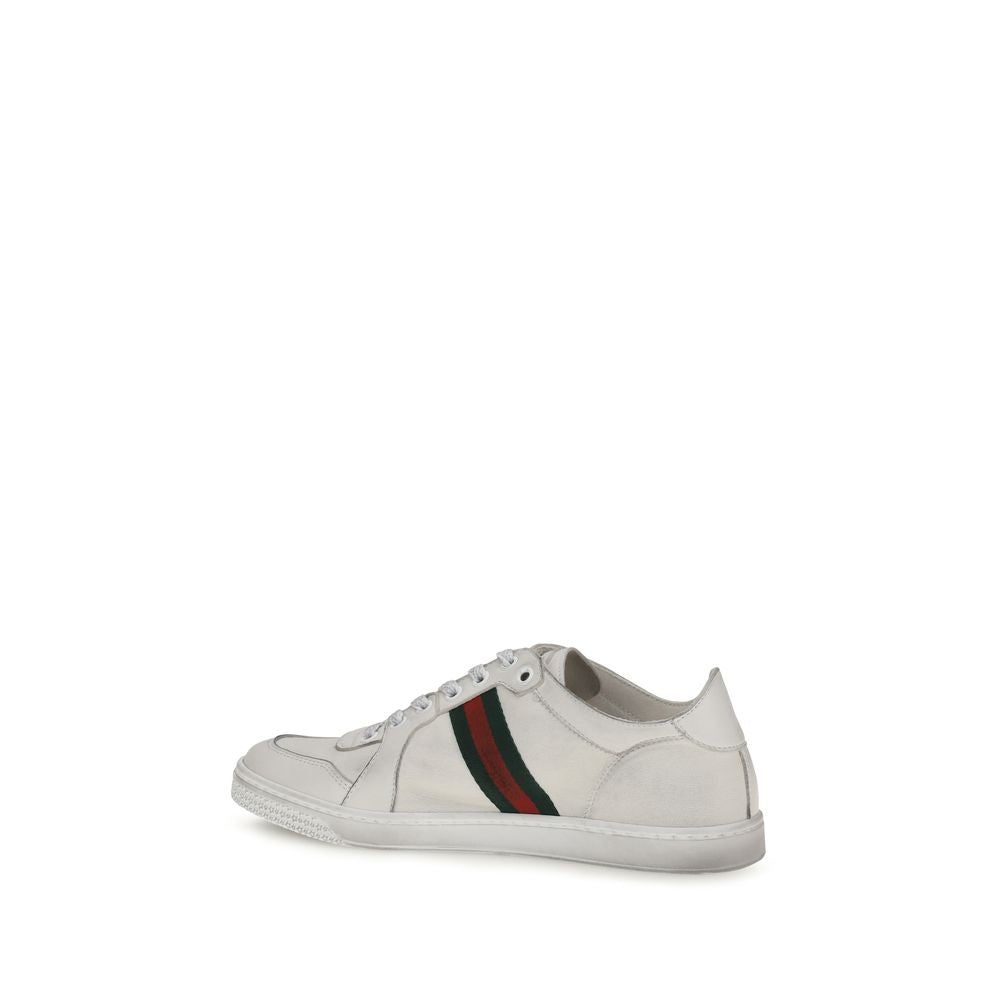 Chaussures Gucci Bos Taurus en cuir de veau blanc, baskets sportives élégantes pour homme.