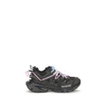Sneakers athlétiques en polyester noir de la marque Balenciaga, vue de face avec détails modernes.