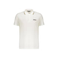 T-shirt blanc en coton de la marque Versace, coupe classique et logo Versace visible sur le devant.