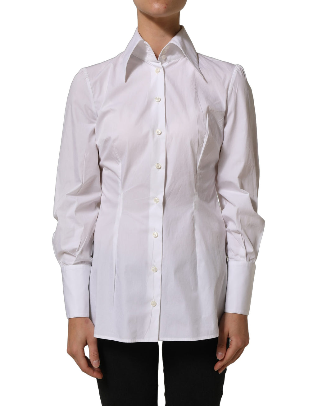 Chemise blanche à col avec manches longues de Dolce & Gabbana, vêtement élégant pour homme ou femme.