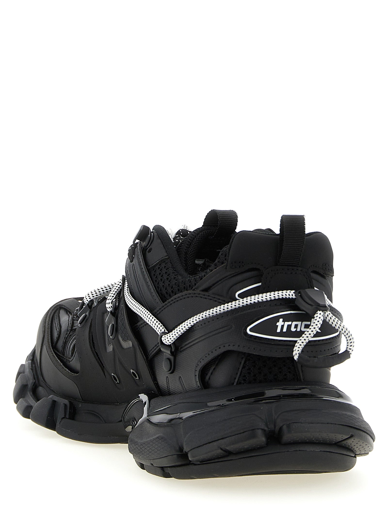 Chaussures de sport Balenciaga en polyéthylène noir, sneakers athlétiques modernes et tendance.
