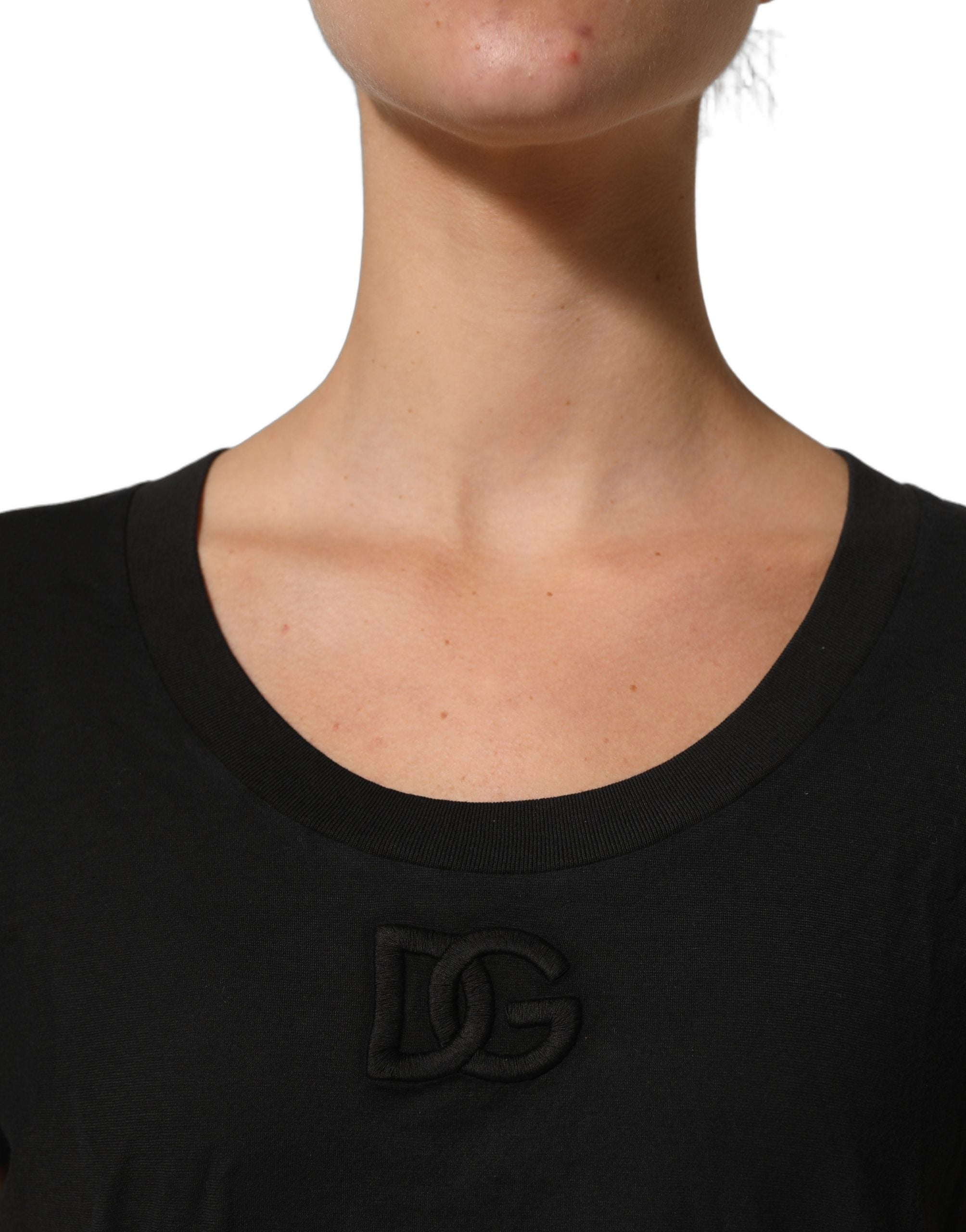 T-shirt noir Dolce & Gabbana avec logo DG en coton, col rond, vue de face.