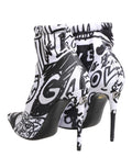 Bottines blanches Dolce & Gabbana Graffiti stretch à la cheville avec motifs artistiques et design moderne.