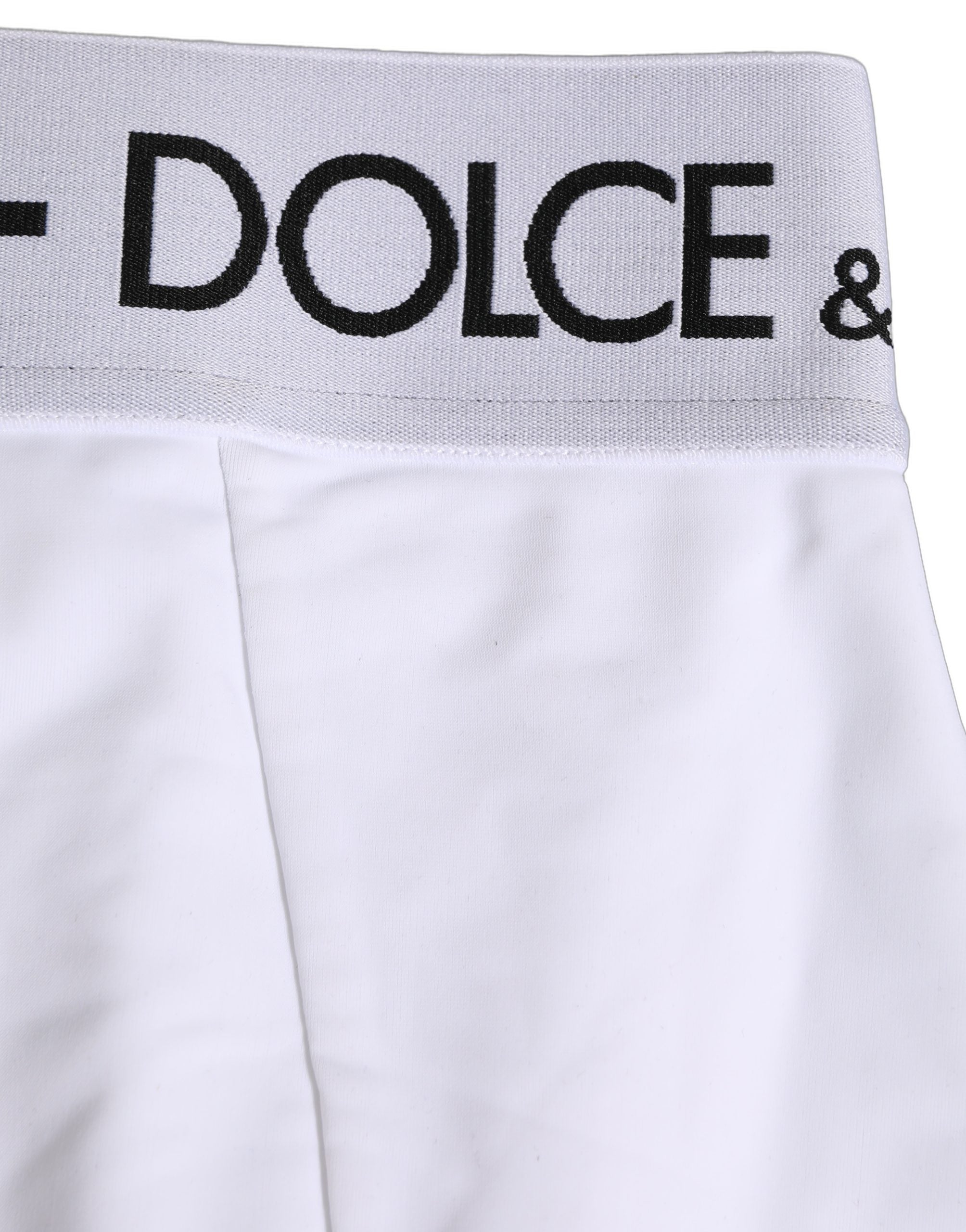 Culotte Dolce & Gabbana blanche avec logo, ceinture large, sous-vêtements élégants et confortables, en coton doux.