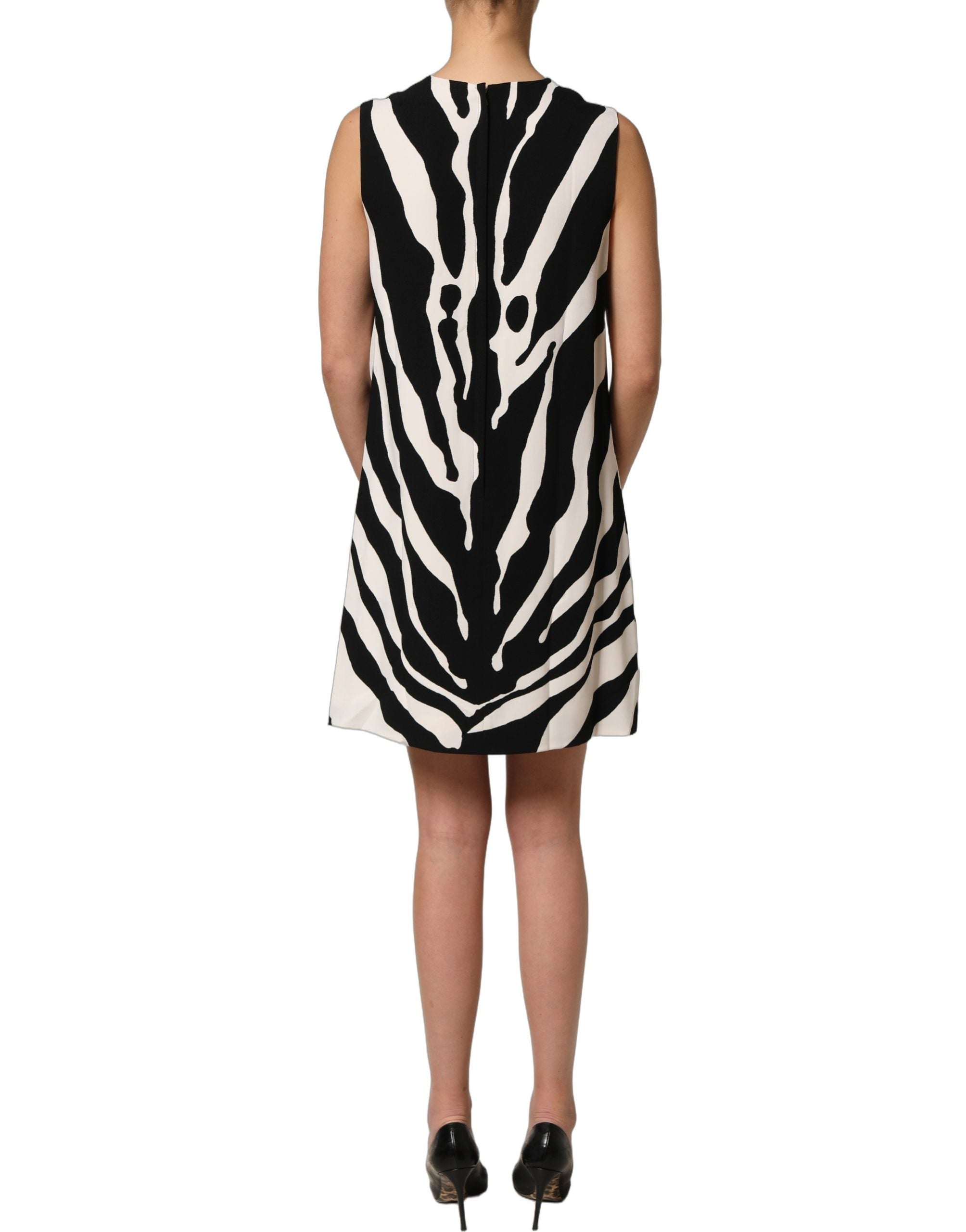 Robe courte en viscose noir et blanc à motif zèbre, Dolce & Gabbana, pour un style audacieux et élégant.