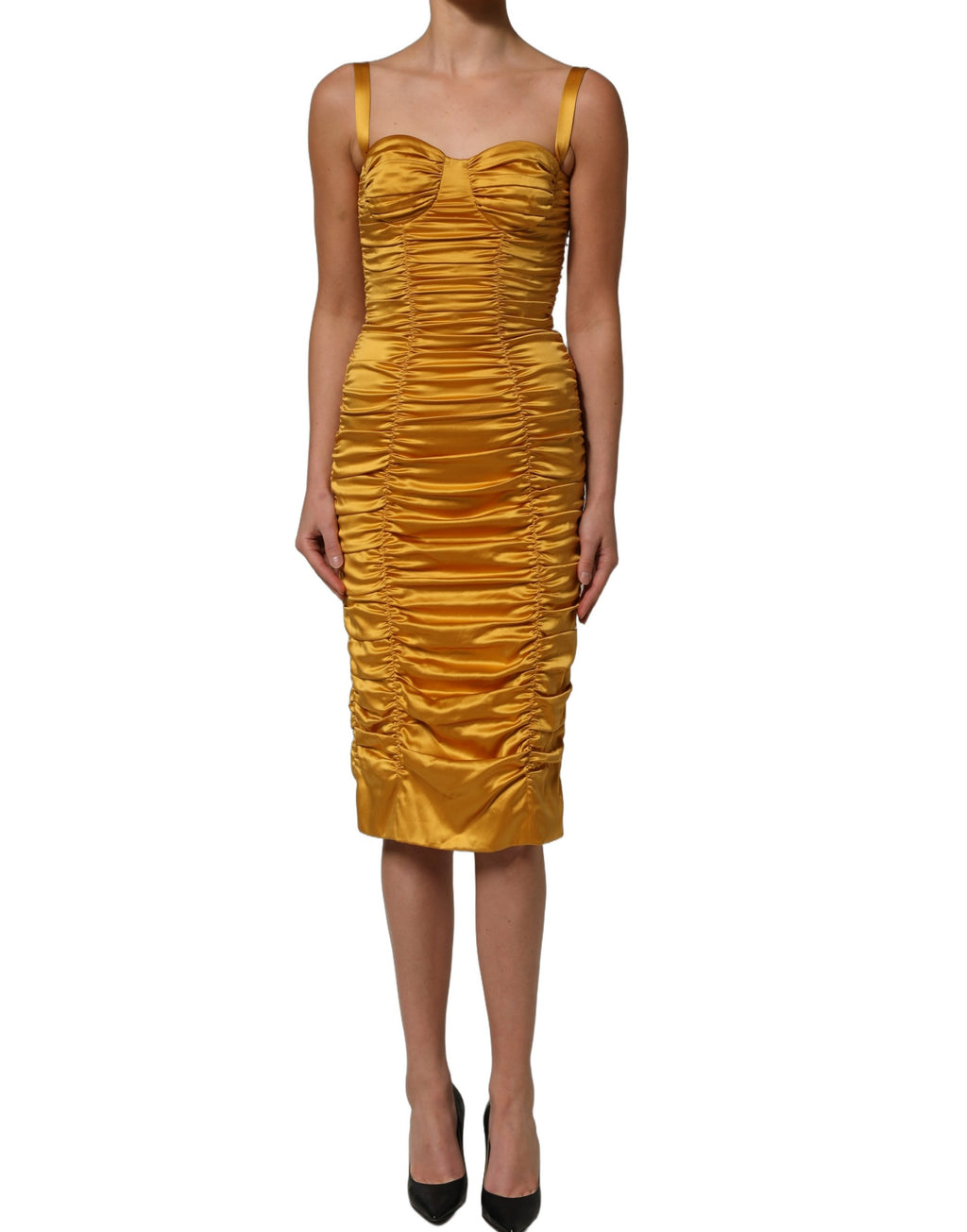 Robe midi noire en soie dorée Dolce & Gabbana, ajustée et plissée, avec un style élégant et sophistiqué.