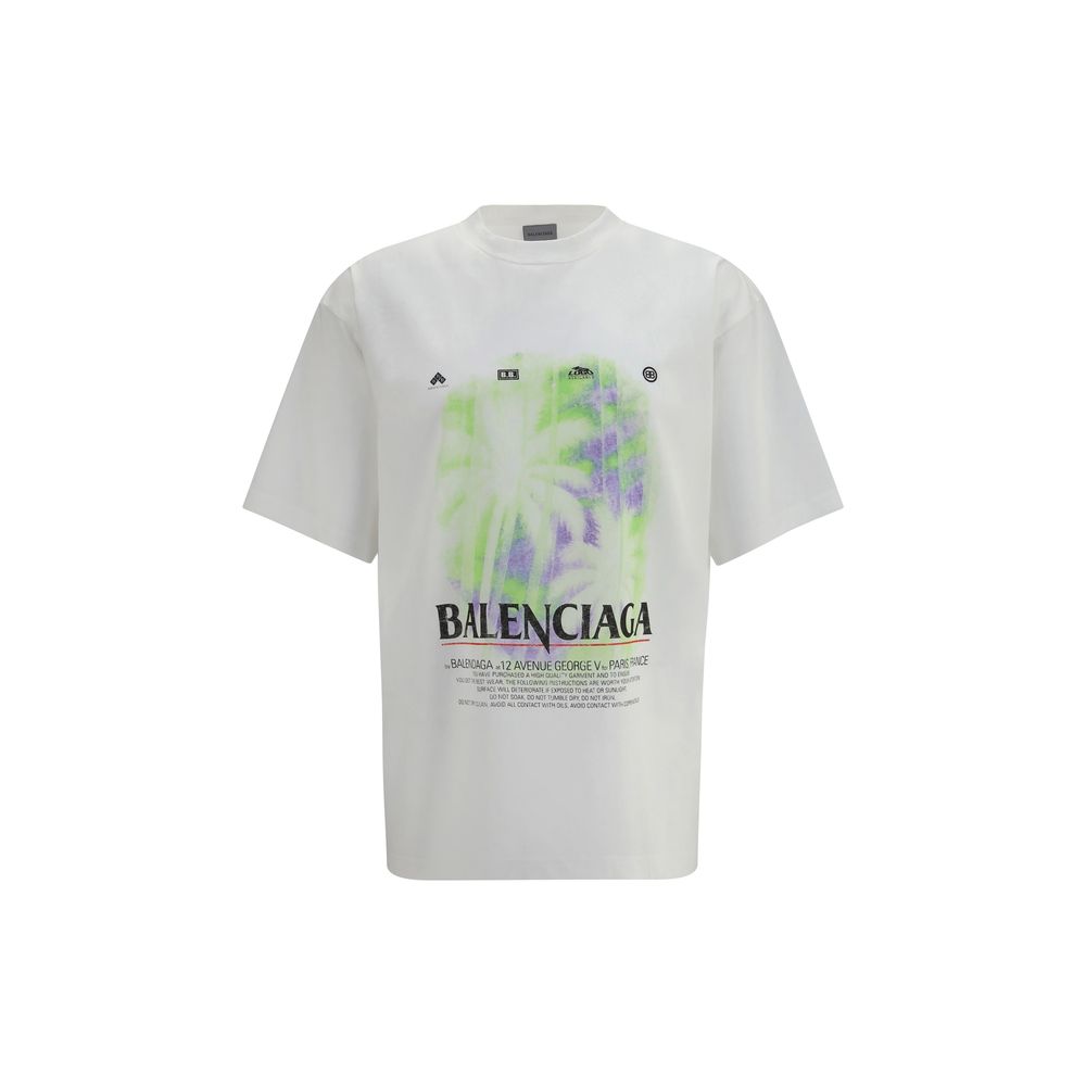 T-shirt blanc en coton de la marque Balenciaga, coupe classique, porté sur mannequin, détails du col rond visible.