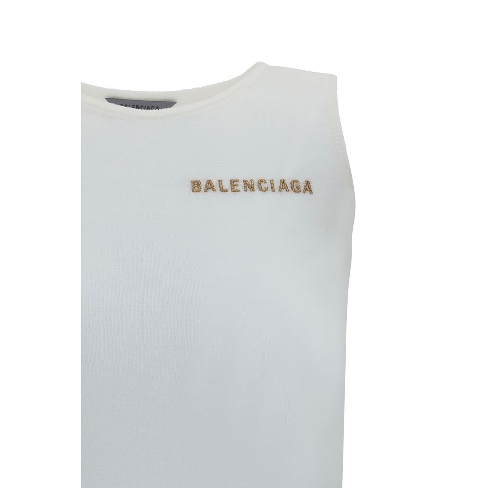 T-shirt blanc en coton de Balenciaga, top léger et décontracté, porté sur mannequin, vue de face.