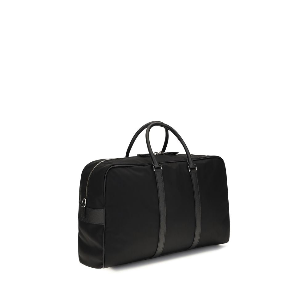 Sac de voyage Prada en polyamide recyclé noir, valise élégante avec poignées et roulettes pour un déplacement pratique.