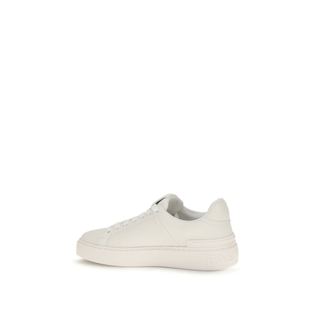 Chaussures balmain en cuir de veau blanc Bos Taurus, baskets sportives élégantes avec design moderne.