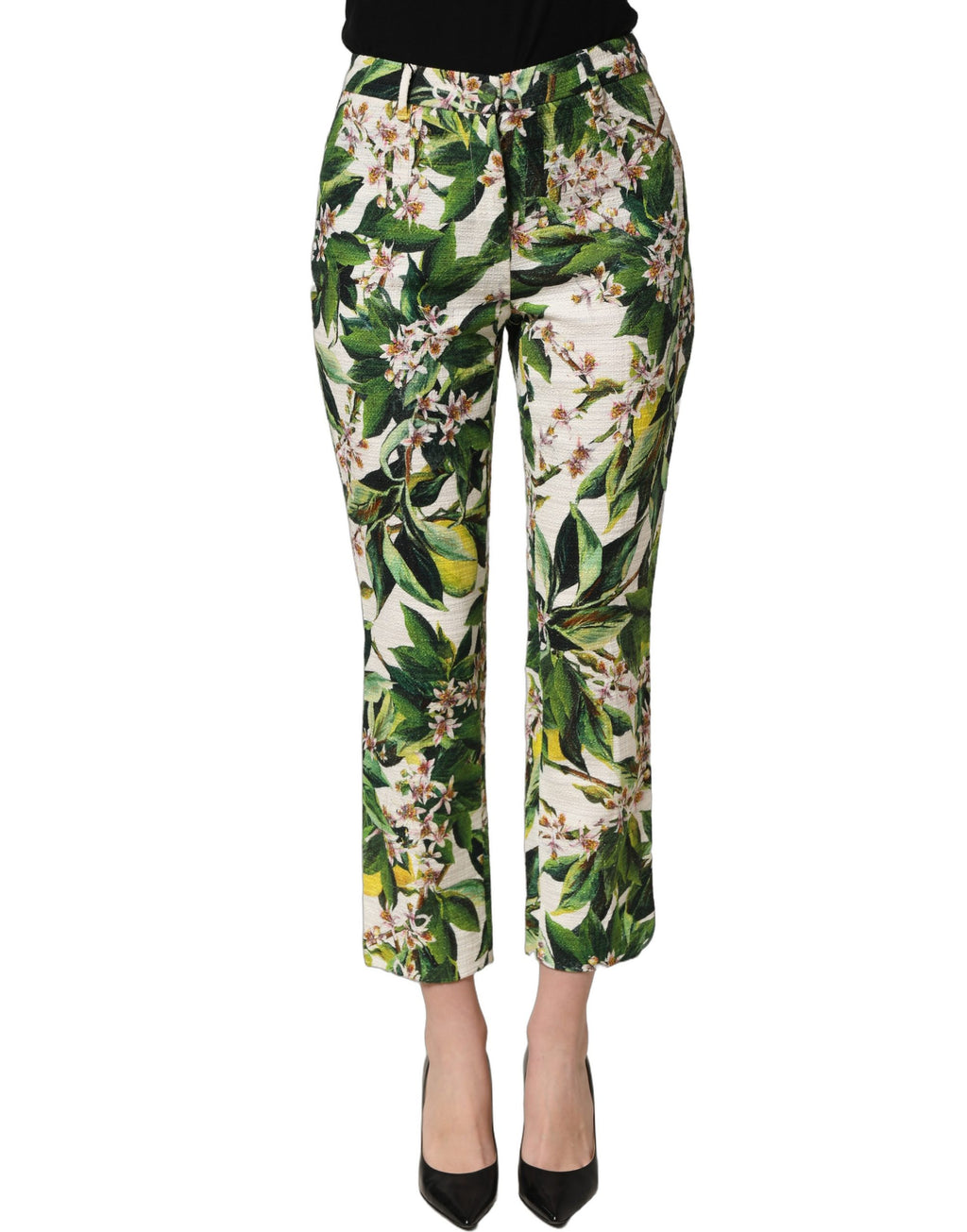 Pantalons droits courts Dolce & Gabbana à fleurs blanches, imprimé floral, tissu léger et élégant, vue de face.