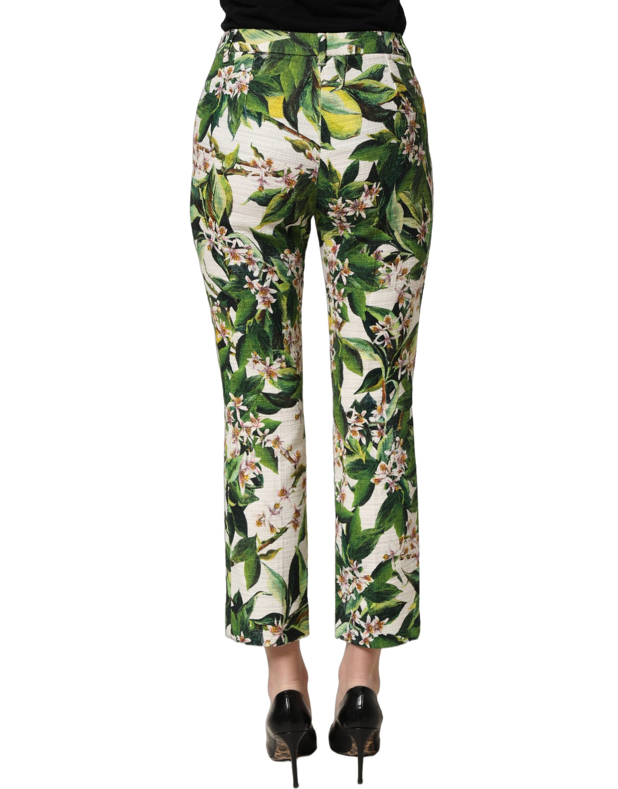 Pantalons droits courts blancs à imprimé floral Dolce & Gabbana, vue de face, en tissu léger et élégant.