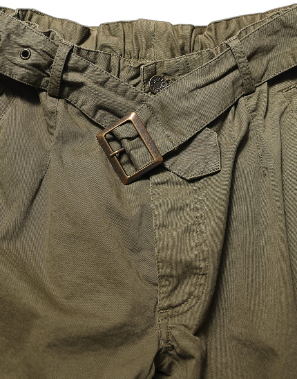 Pantalon cargo vert olive à taille haute de Dolce & Gabbana, style décontracté et tendance, en tissu léger et confortable.