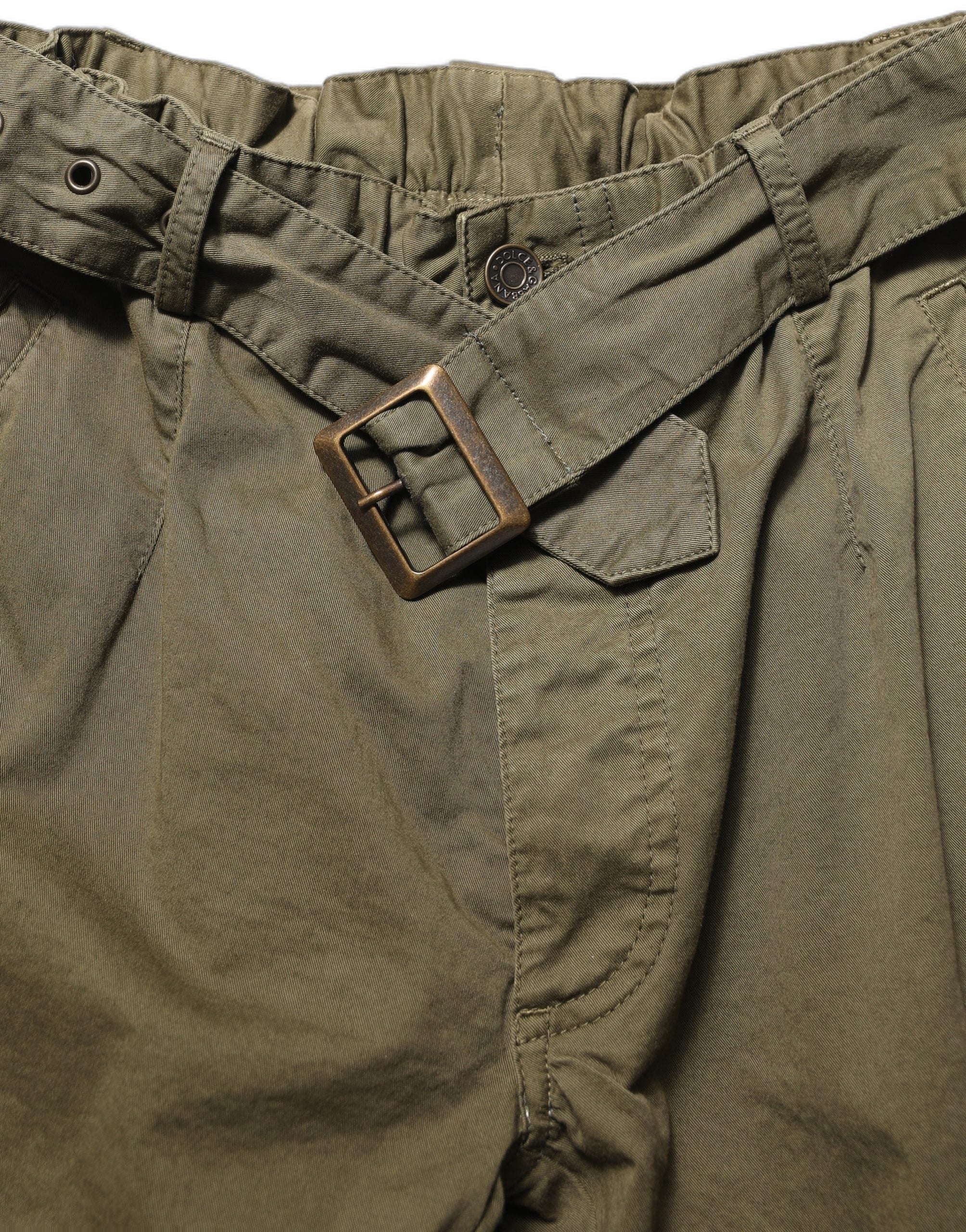 Pantalon cargo vert olive à taille haute de Dolce & Gabbana, style décontracté et tendance, en tissu léger et confortable.