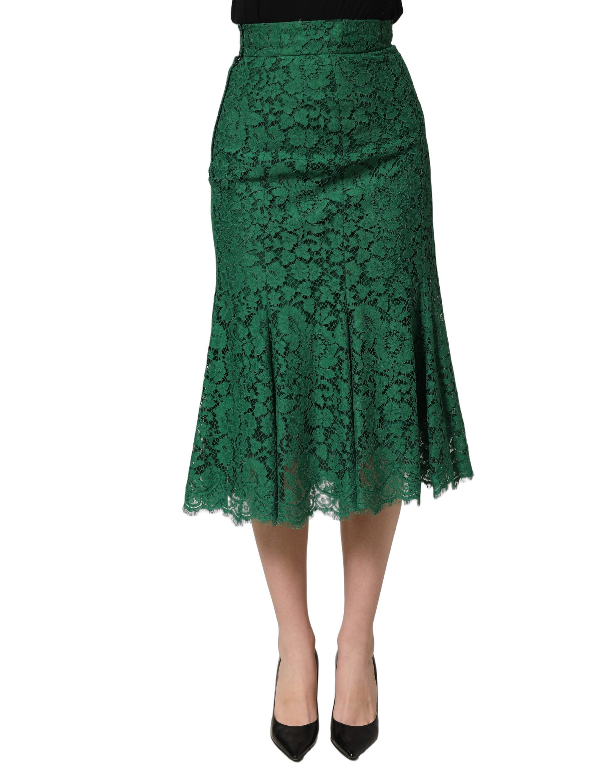 Jupe midi sirène en dentelle verte Dolce & Gabbana à taille haute, élégante et féminine, vue de face.