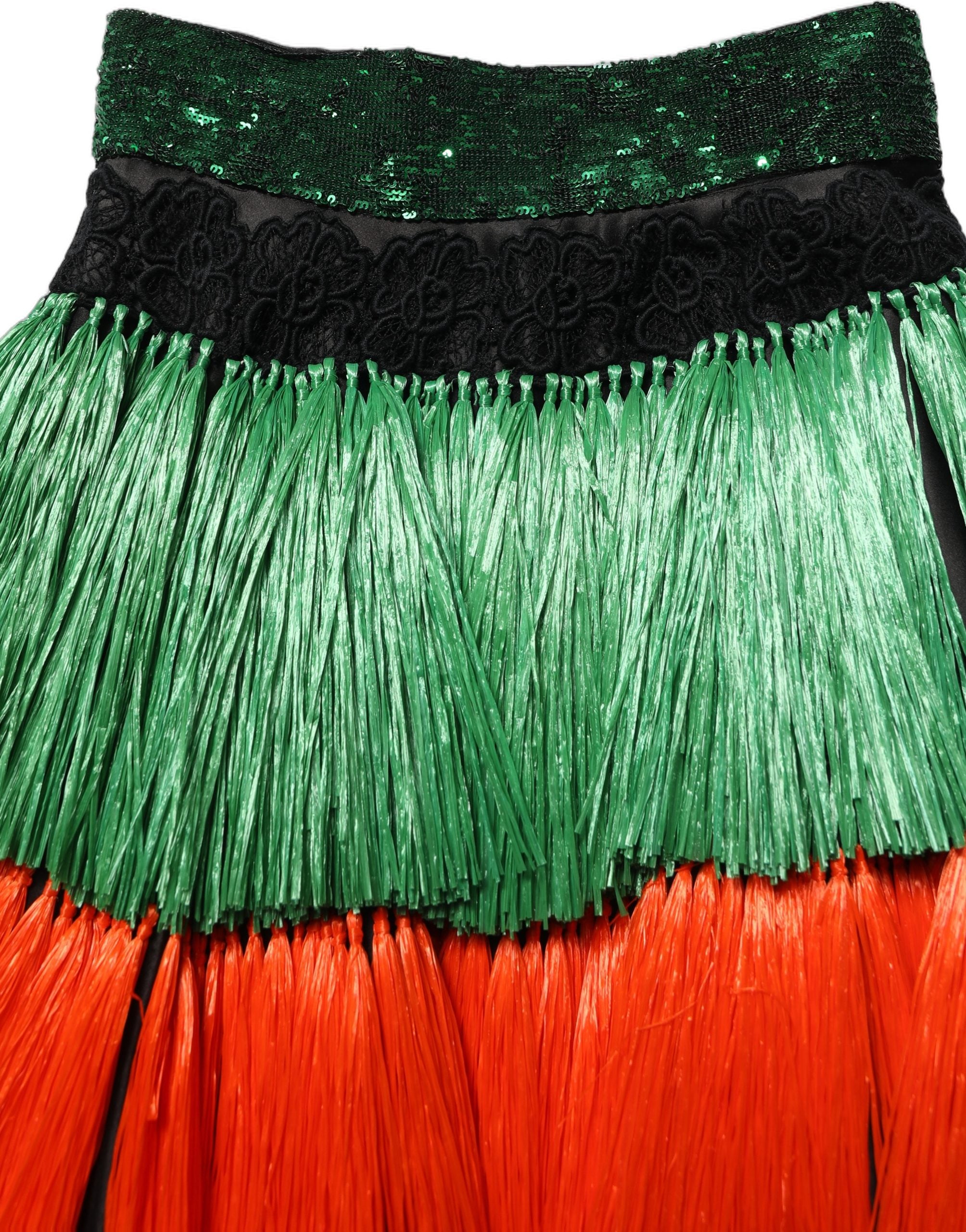 Jupe longue en laine multicolore avec franges à la taille haute, style Dolce & Gabbana, longueur genou, tissu élégant.