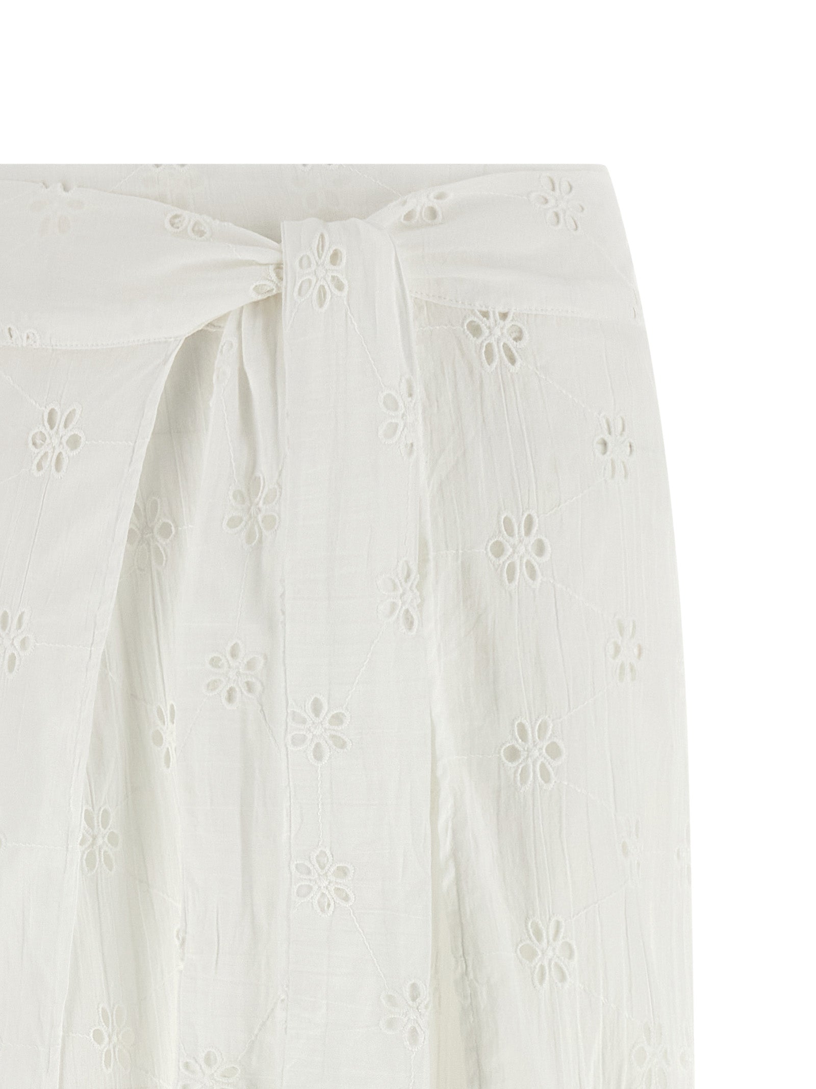 Pantalons décontractés en coton blanc de Polo Ralph Lauren, coupe classique et style décontracté pour homme.