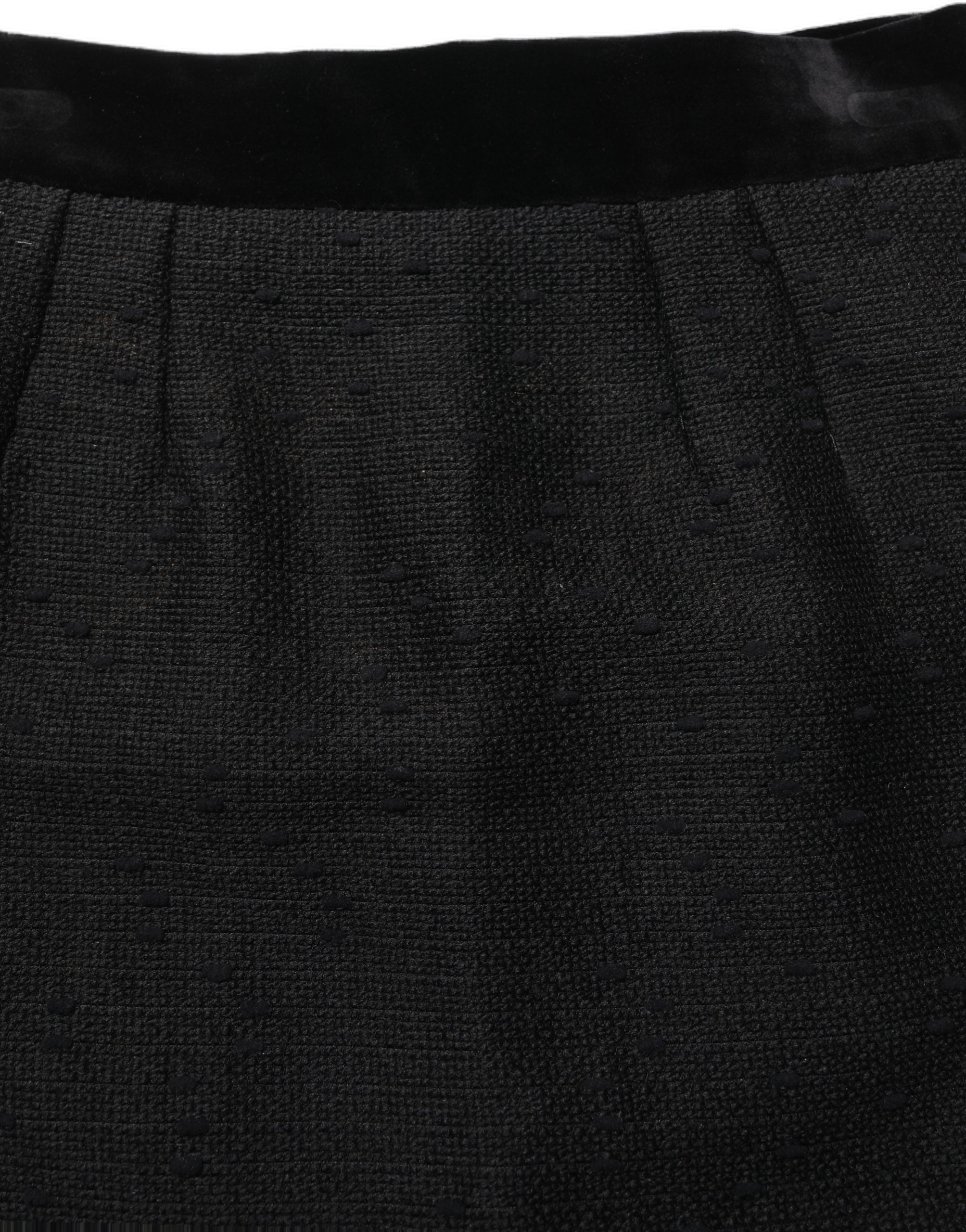 Jupe Dolce & Gabbana noire taille haute coupe crayon longueur au genou, tissu élégant et ajusté.