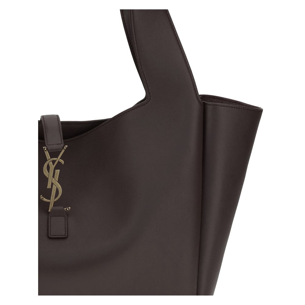 Sac à main Saint Laurent Bos Taurus en cuir de veau marron, sac d'épaule élégant et sophistiqué.