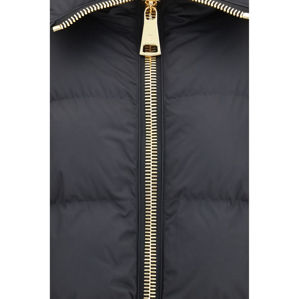 Veste longue en viscose noire de Balmain, mode élégante avec coupe sophistiquée, visible en détail dans cette image.