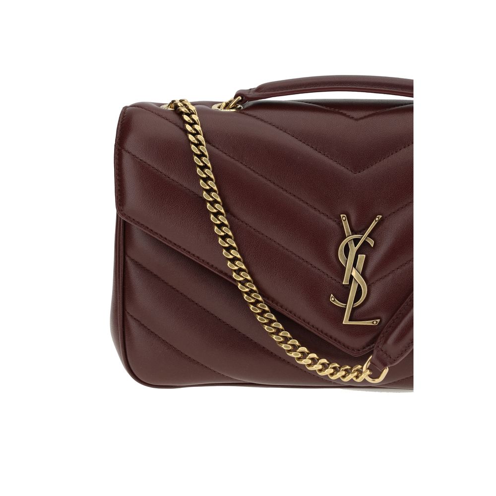 Sac à épaules Saint Laurent en cuir d'agneau bordeaux Ovis Aries, élégant et sophistiqué, avec poignées et détails raffinés.
