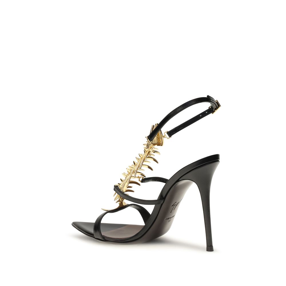 Sandales à talons stilettos en cuir de veau noir Giuseppe Zanotti, design élégant et sophistiqué.