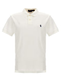 Chemise polo Ralph Lauren en coton blanc, classique et élégante, avec col et boutons, vue de face.